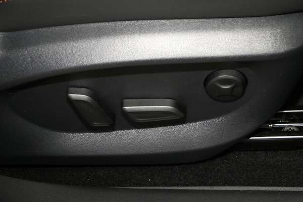 2025 MG HS Super Hybrid Essence AS33P