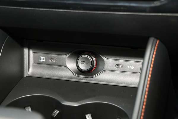 2025 MG HS Super Hybrid Essence AS33P