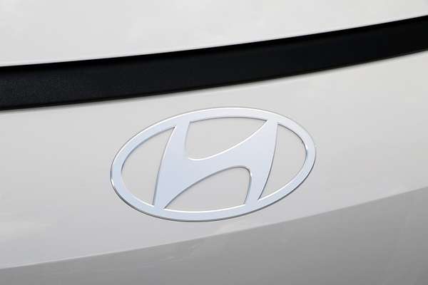 2024 Hyundai STARIA LOAD US4.V3