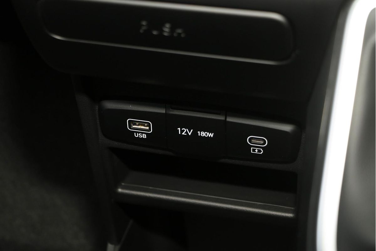 2024 Hyundai STARIA LOAD US4.V3