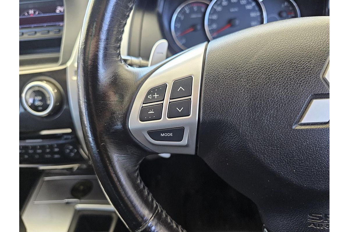 2013 Mitsubishi Challenger PB