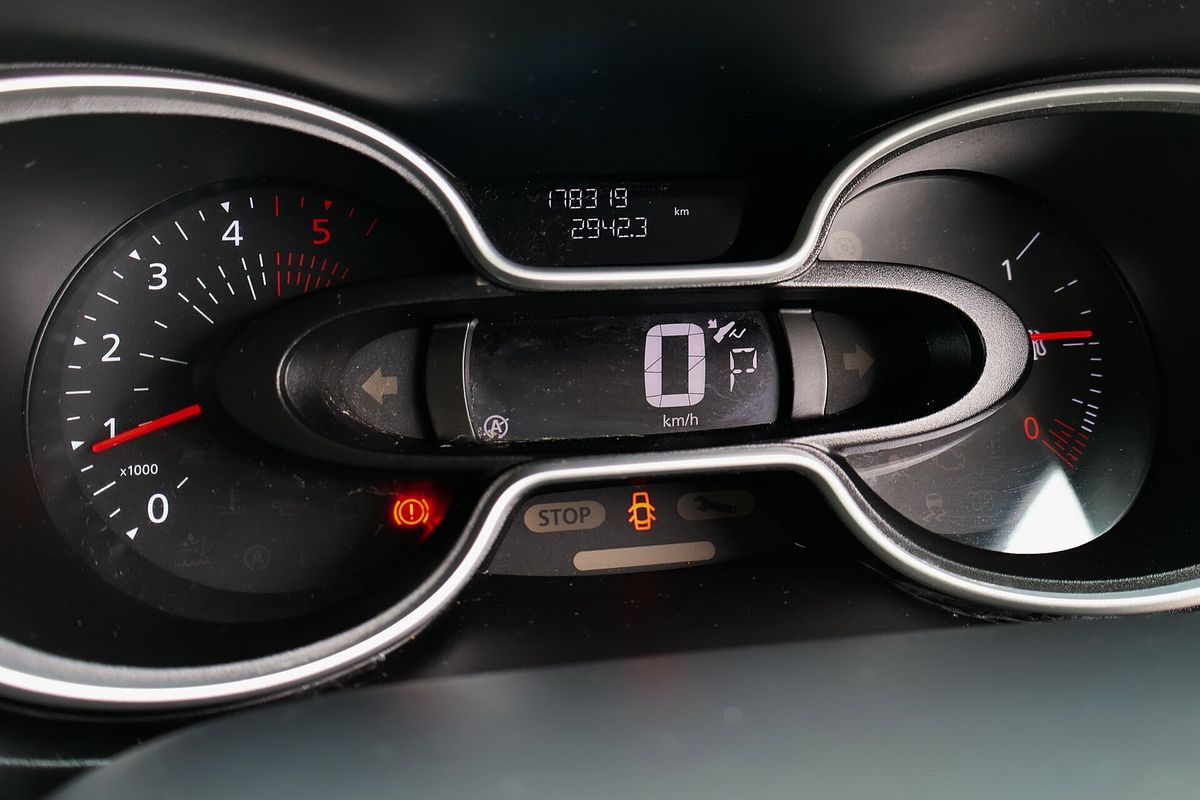 2020 Renault Trafic Premium 125kW X82 LWB