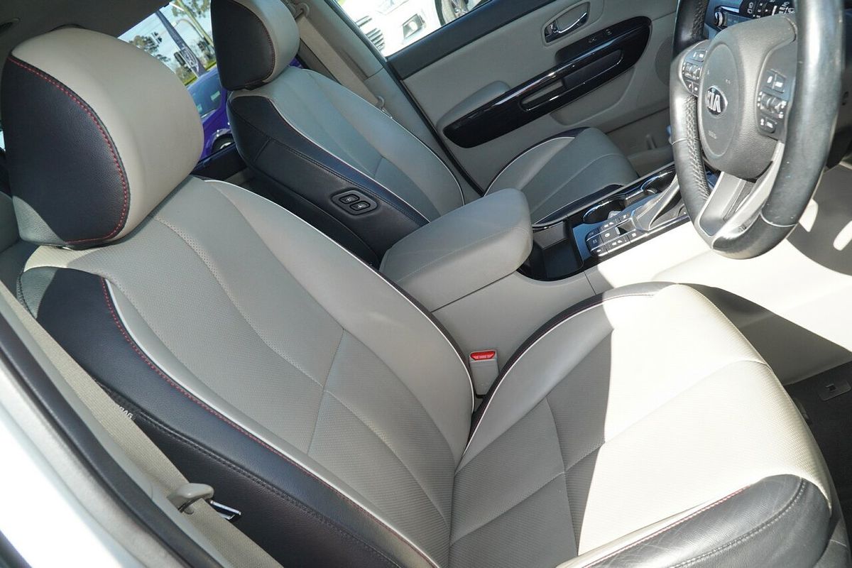2020 Kia Carnival Platinum YP