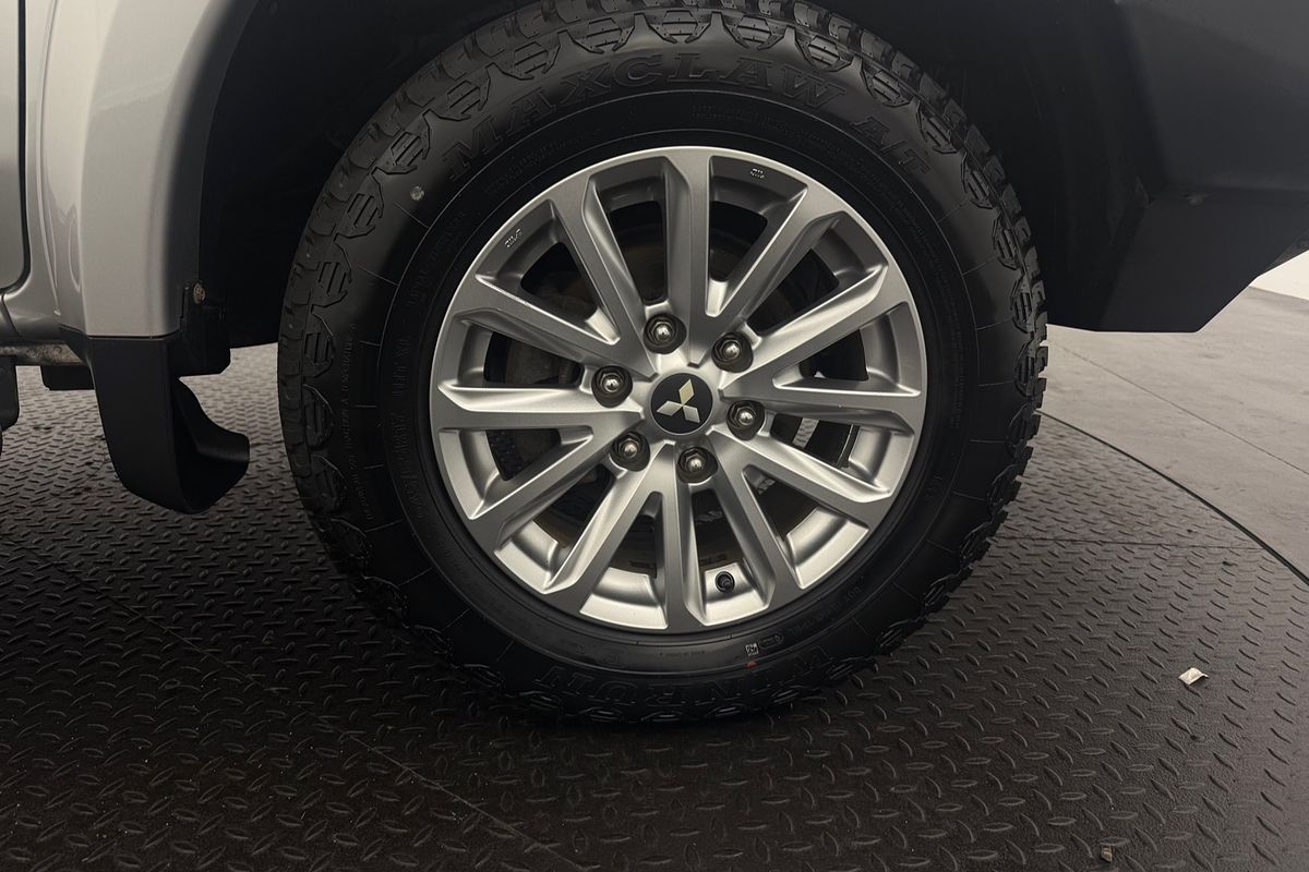 2015 Mitsubishi Triton GLS MQ 4X4