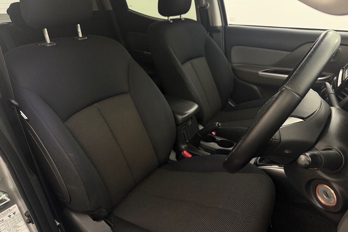 2015 Mitsubishi Triton GLS MQ 4X4