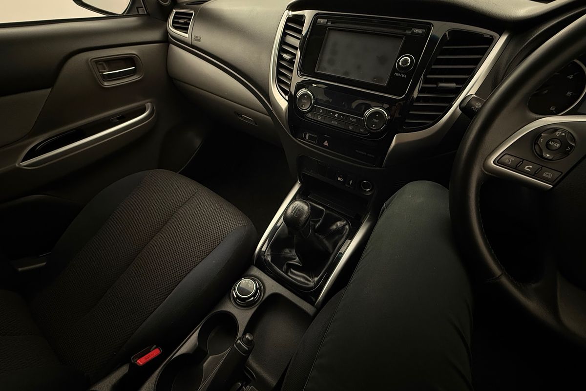 2015 Mitsubishi Triton GLS MQ 4X4