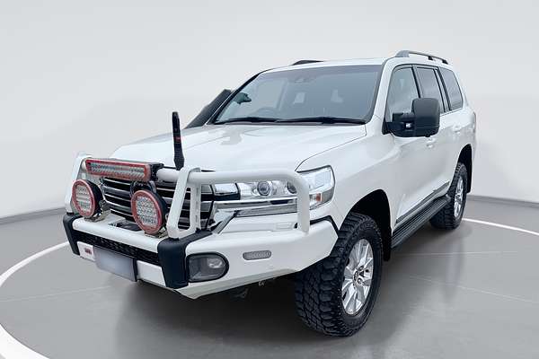 2018 Toyota Landcruiser Sahara VDJ200R