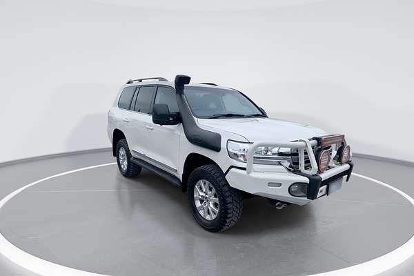 2018 Toyota Landcruiser Sahara VDJ200R