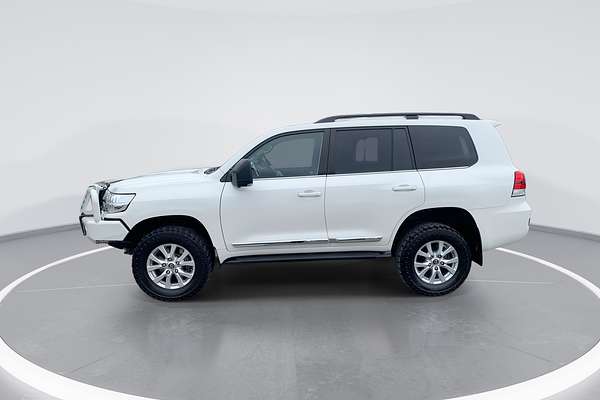 2018 Toyota Landcruiser Sahara VDJ200R