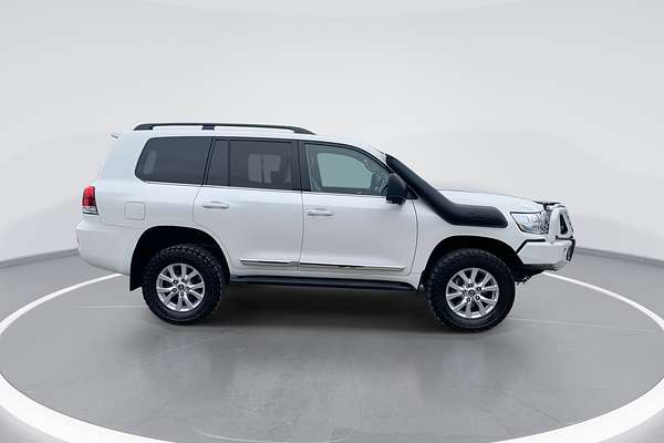 2018 Toyota Landcruiser Sahara VDJ200R