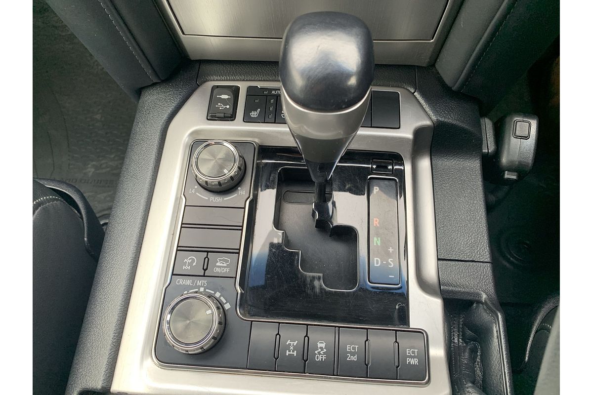 2018 Toyota Landcruiser Sahara VDJ200R