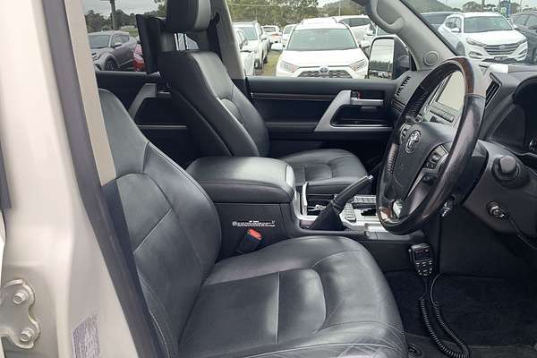 2018 Toyota Landcruiser Sahara VDJ200R