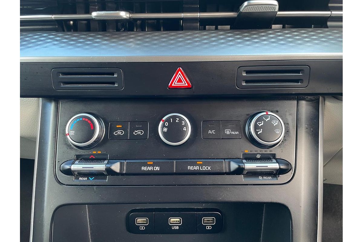 2023 Kia Carnival S KA4