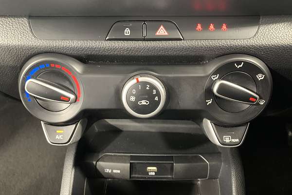 2021 Kia Stonic S YB