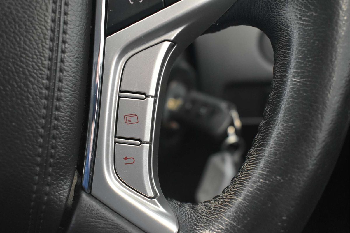 2020 Mitsubishi Triton GLX-R MR 4X4