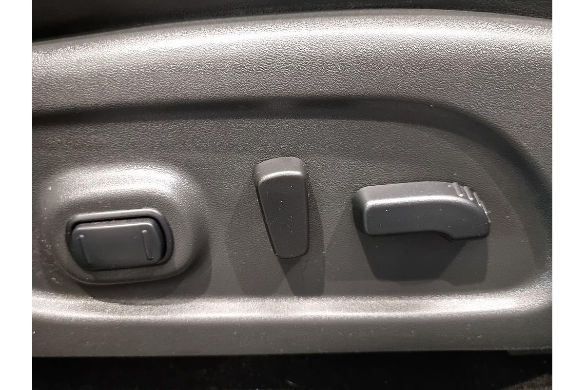 2020 Nissan Pathfinder ST-L R52 Series III