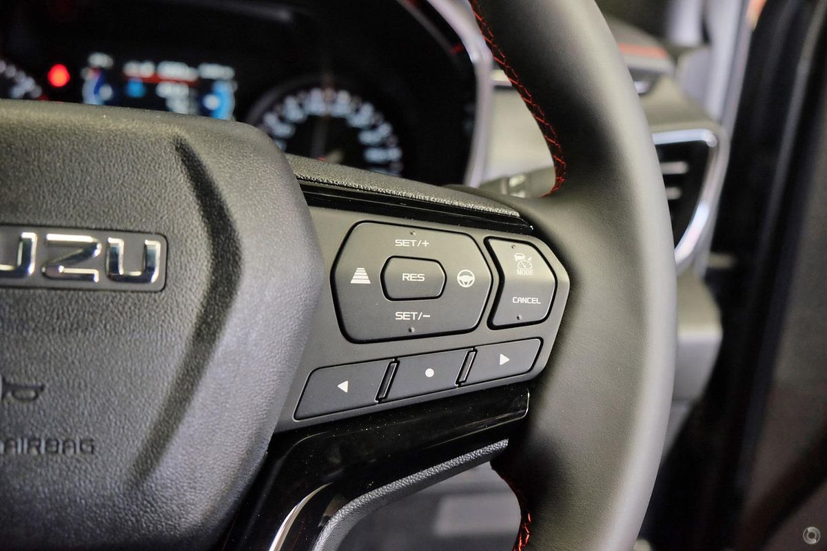 2023 Isuzu D-MAX X-TERRAIN 4X4