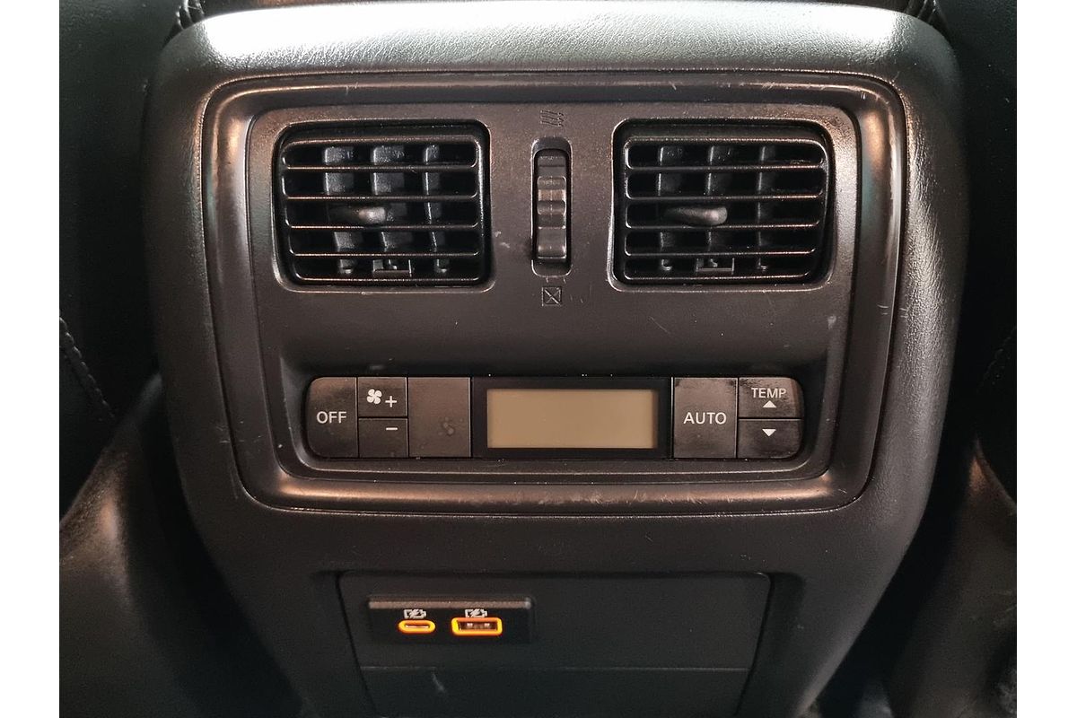 2020 Nissan Pathfinder ST-L R52 Series III