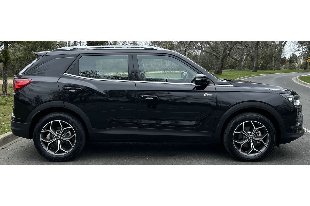 2024 KGM SsangYong Korando ELX C300
