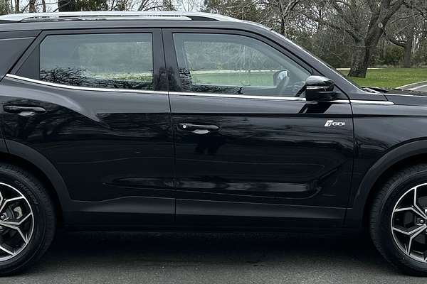 2024 KGM SsangYong Korando ELX C300