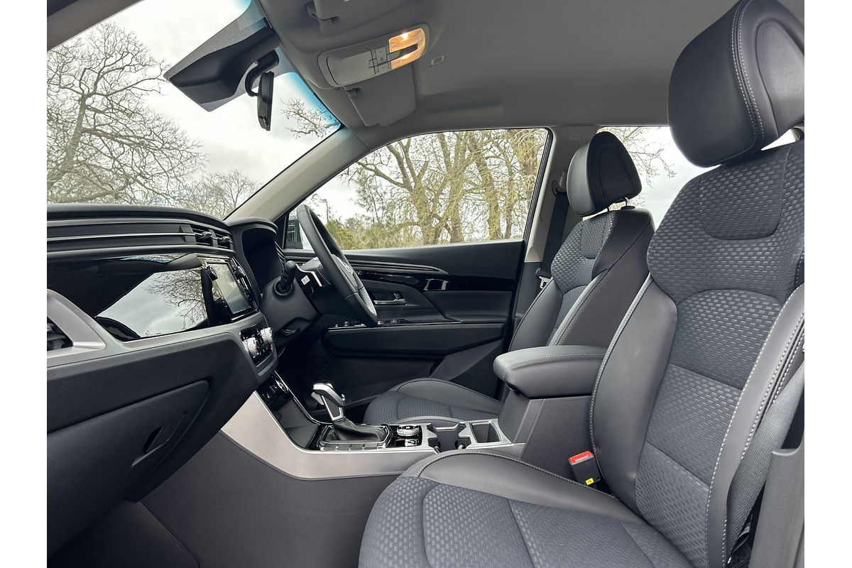 2024 KGM SsangYong Korando ELX C300
