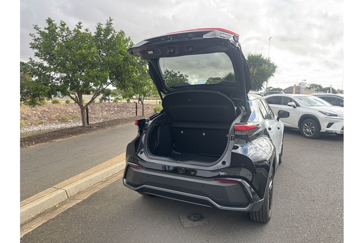 2023 Toyota C-HR GR Sport MAXH25R