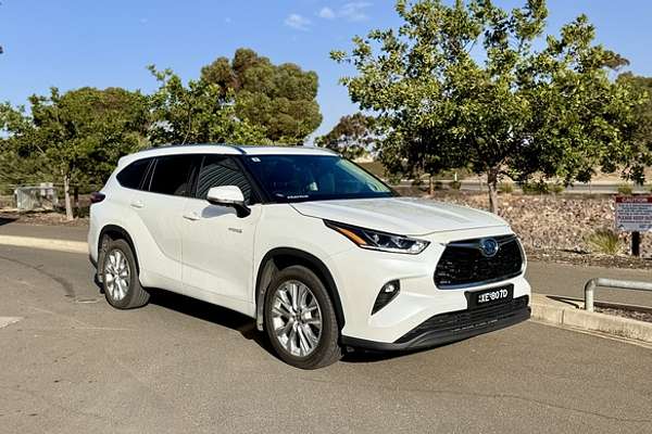 2021 Toyota Kluger Grande AXUH78R