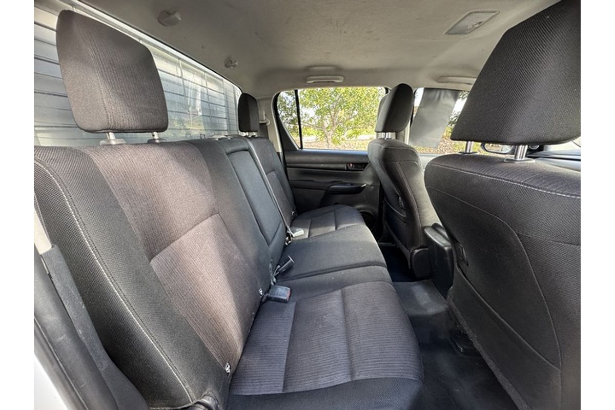 2018 Toyota Hilux SR GUN126R 4X4