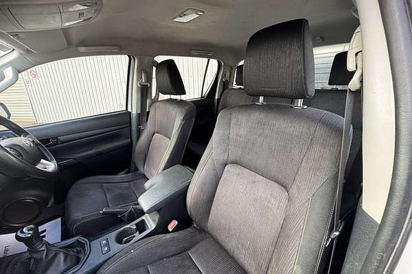 2018 Toyota Hilux SR GUN126R 4X4