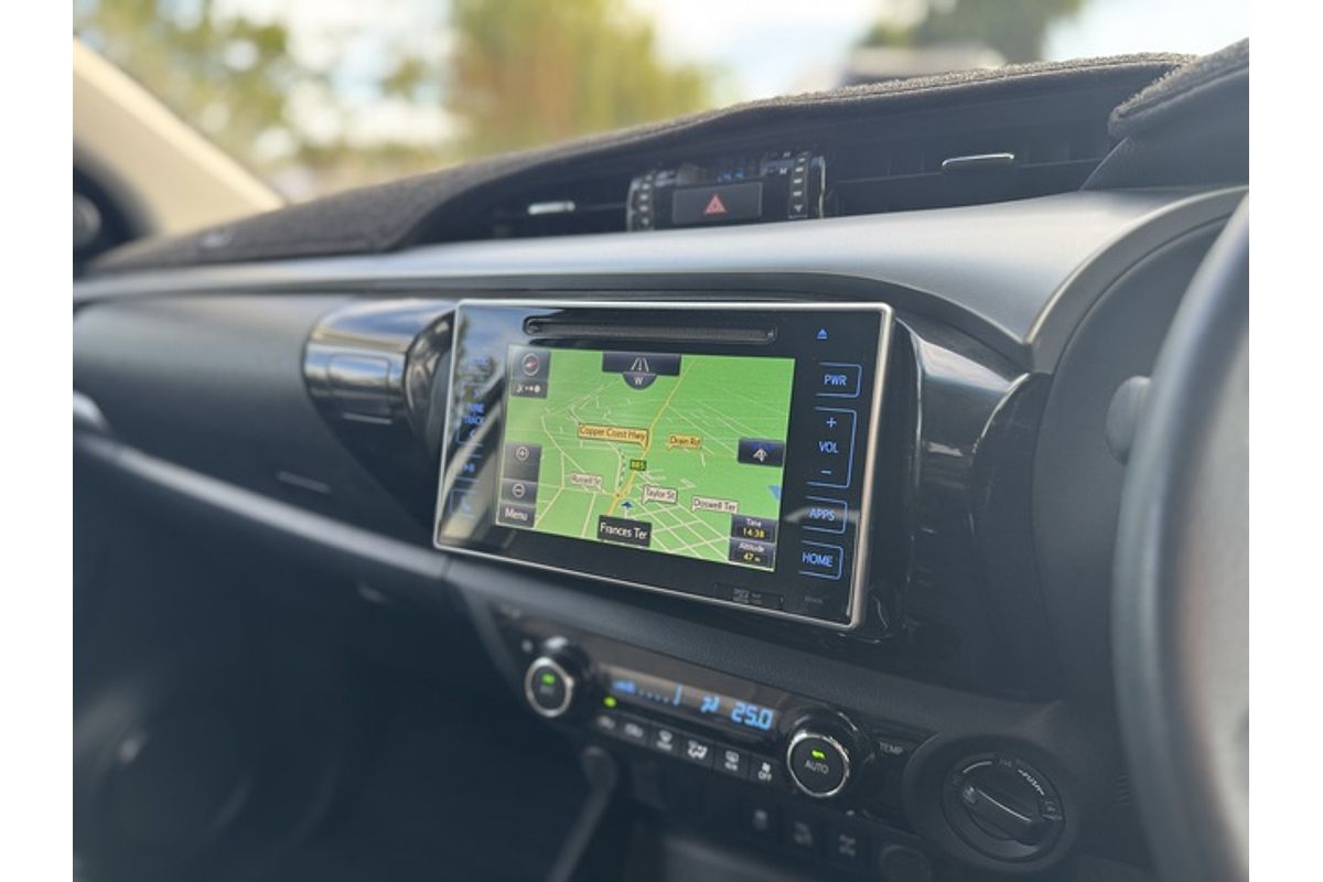 2018 Toyota Hilux SR5 GUN126R 4X4