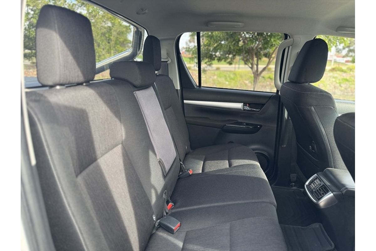 2018 Toyota Hilux SR5 GUN126R 4X4