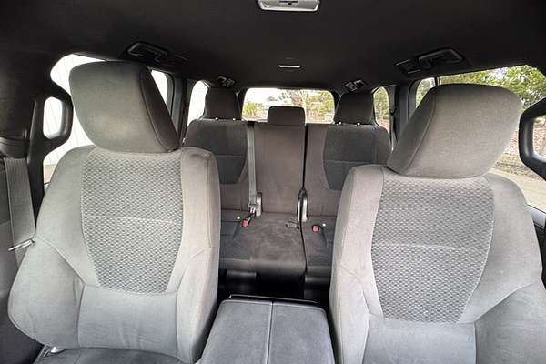 2023 Toyota Landcruiser GXL FJA300R