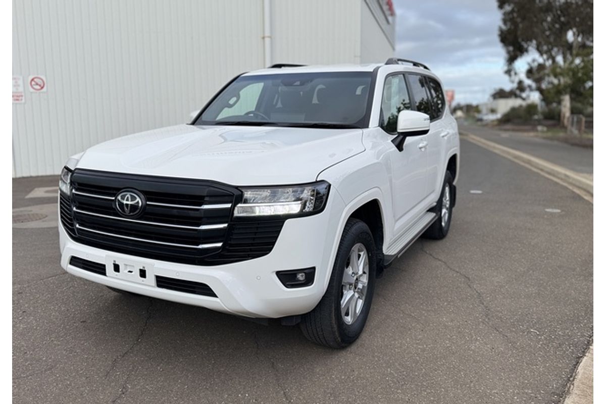 2023 Toyota Landcruiser GXL FJA300R