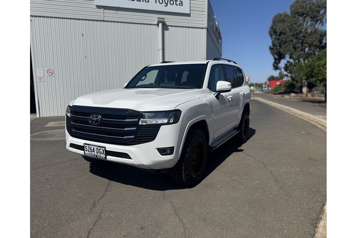 2023 Toyota Landcruiser GXL FJA300R