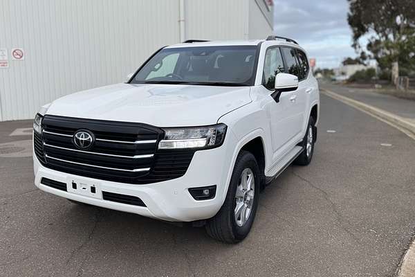 2023 Toyota Landcruiser GXL FJA300R