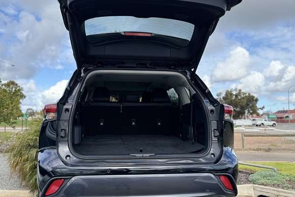 2024 Toyota Kluger Grande AXUH78R