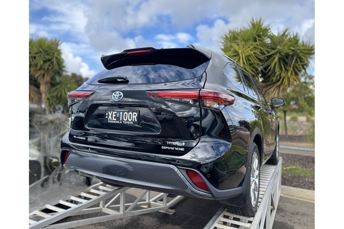 2024 Toyota Kluger Grande AXUH78R