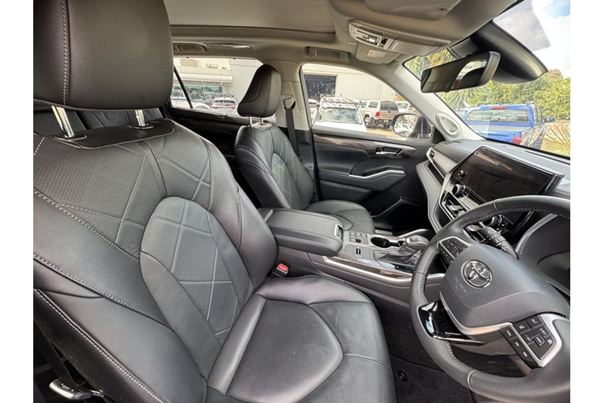 2024 Toyota Kluger Grande AXUH78R