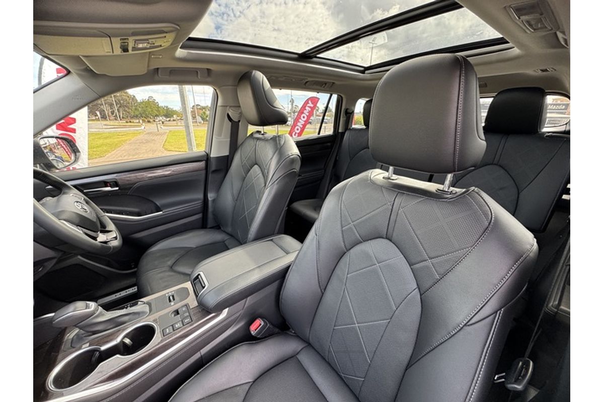 2024 Toyota Kluger Grande AXUH78R