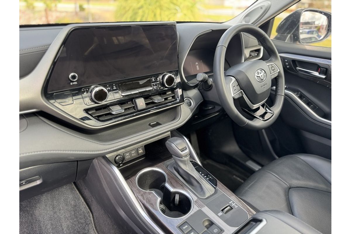 2024 Toyota Kluger Grande AXUH78R