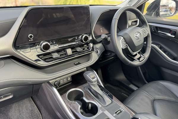 2024 Toyota Kluger Grande AXUH78R