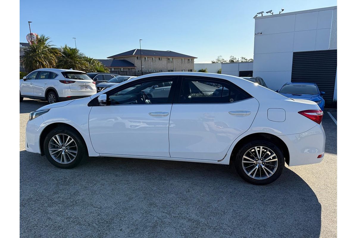 2015 Toyota Corolla SX ZRE172R