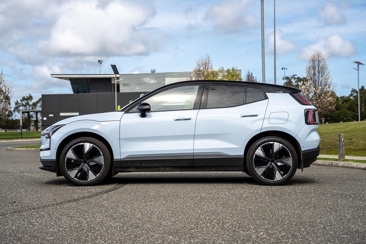 2025 Volvo EX30 Twin Motor Performance Ultra