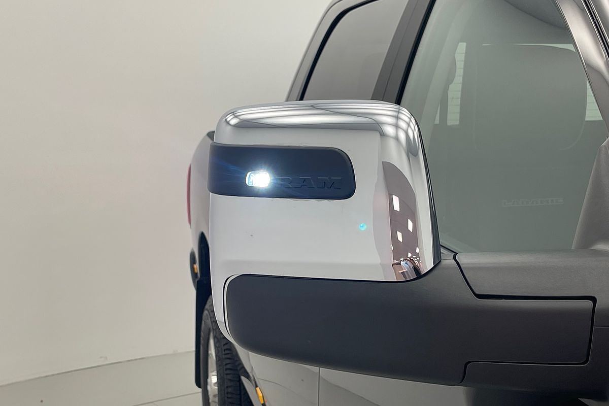 2023 RAM 2500 Laramie DJ Front Wheel Drive