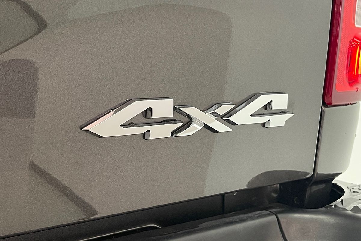 2023 RAM 2500 Laramie DJ Front Wheel Drive