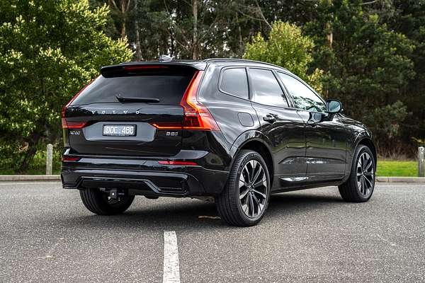 2025 Volvo XC60 Ultra B5 Dark