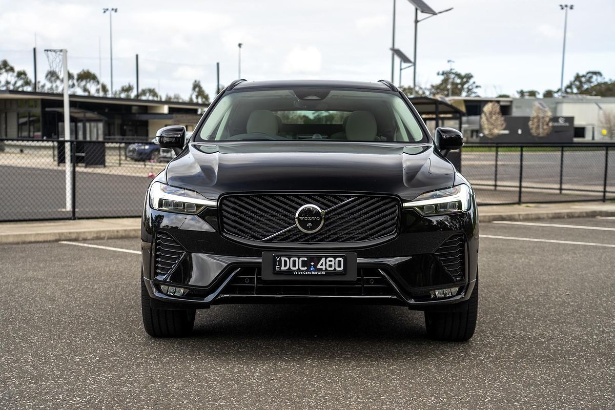 2025 Volvo XC60 Ultra B5 Dark