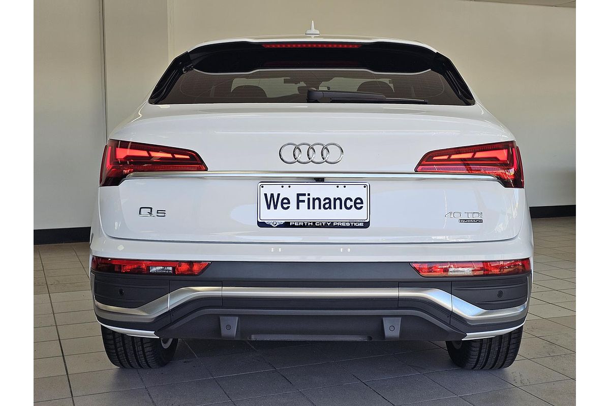 2022 Audi Q5 40 TDI S line FY