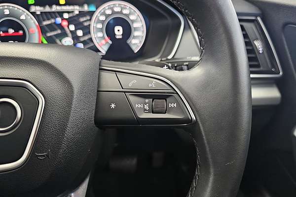 2022 Audi Q5 40 TDI S line FY