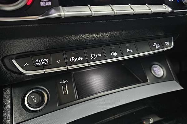 2022 Audi Q5 40 TDI S line FY